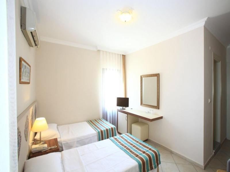 Paloma Hotel Bodrum Стая снимка